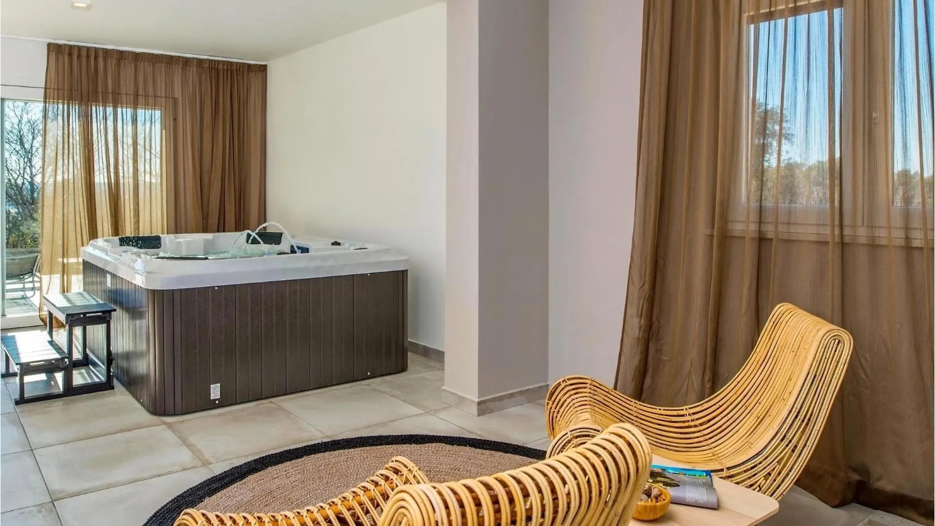 Gorgeous Home In Koromacno With House Sea View